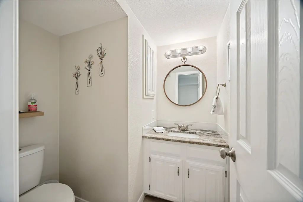 5626 Preston Oaks Road Dallas TX 75254