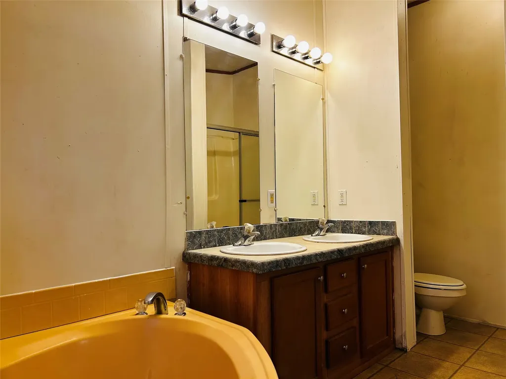 8531 Angus Drive Justin TX 76247