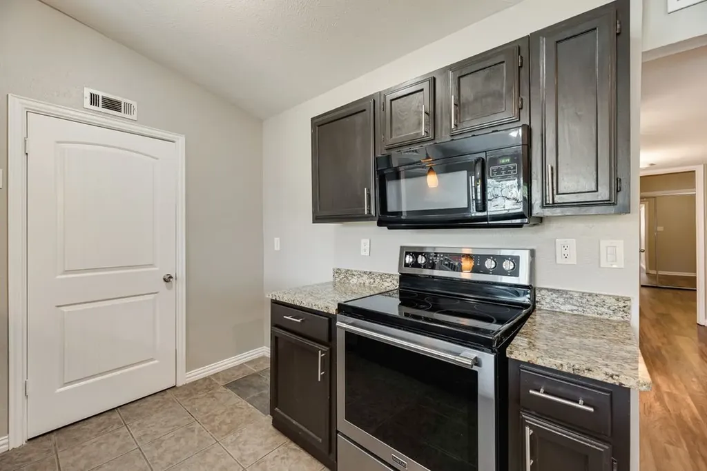 4509 Chapman Street The Colony TX 75056