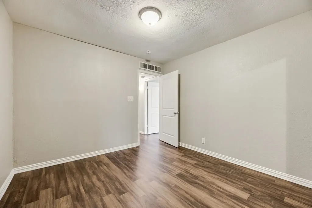 4509 Chapman Street The Colony TX 75056