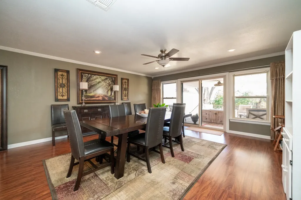 4538 W Loop 281 Longview TX 75604
