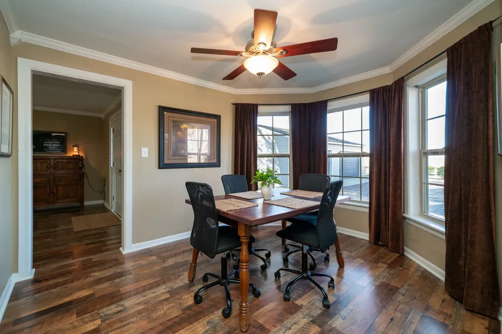 4538 W Loop 281 Longview TX 75604