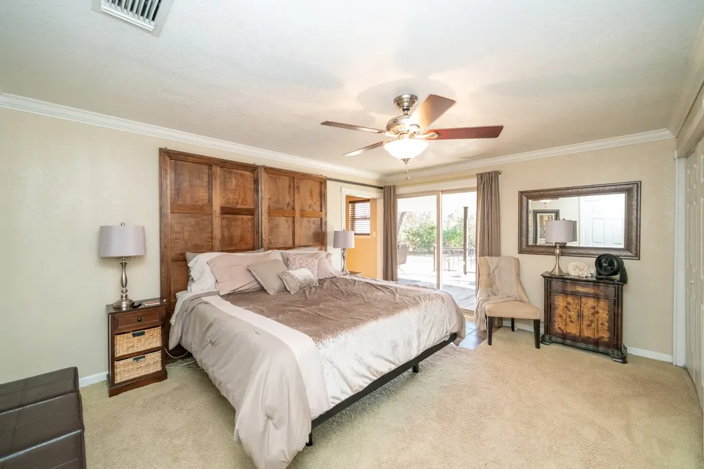 4538 W Loop 281 Longview TX 75604