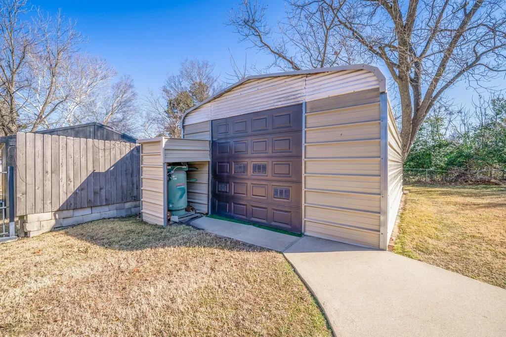 4538 W Loop 281 Longview TX 75604