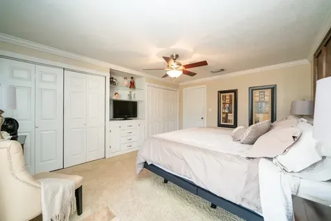 4538 W Loop 281 Longview TX 75604