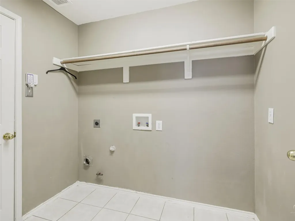 5653 Westwood Lane The Colony TX 75056