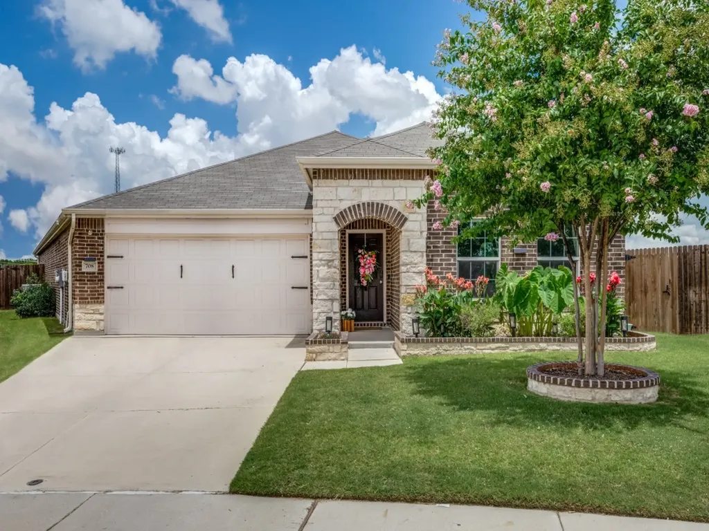 708 Forestdale Court Haslet TX 76052