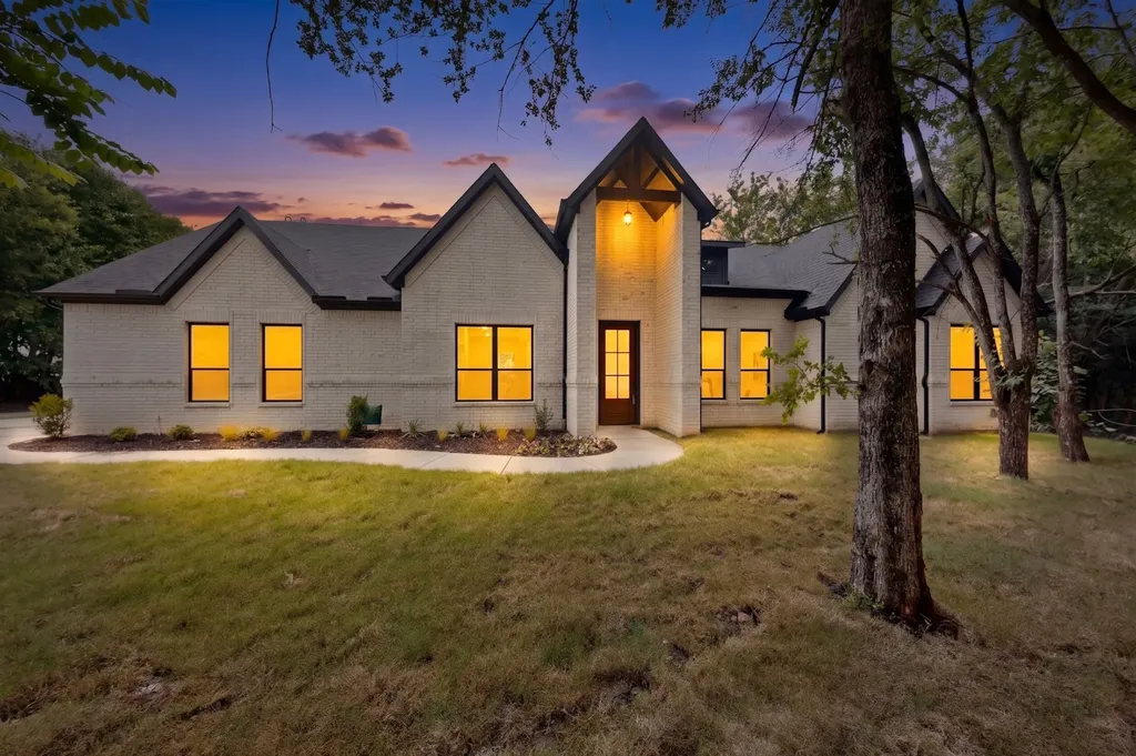 17808 County Road 656 Farmersville TX 75442
