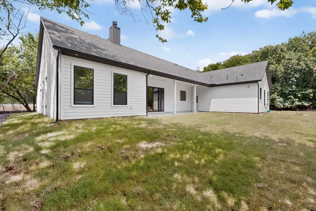 17808 County Road 656 Farmersville TX 75442