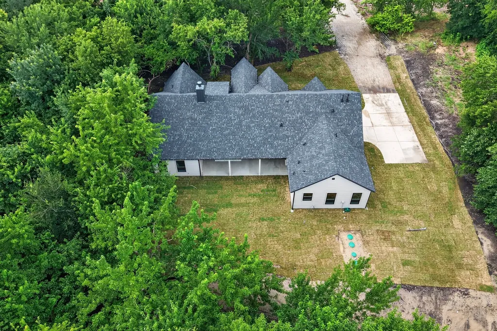 17808 County Road 656 Farmersville TX 75442