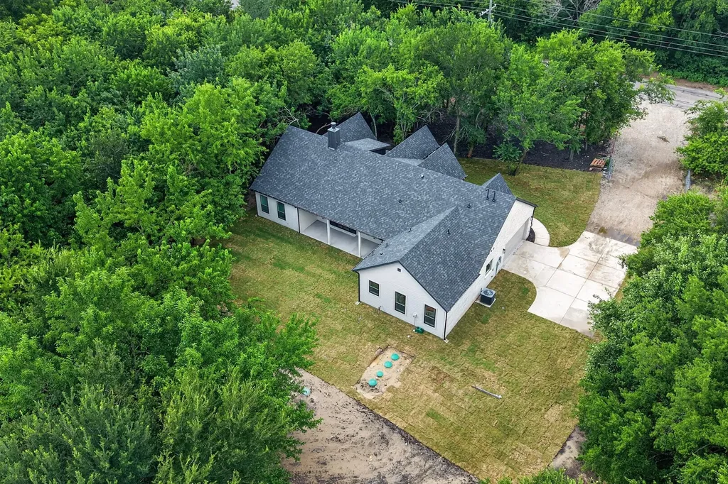 17808 County Road 656 Farmersville TX 75442