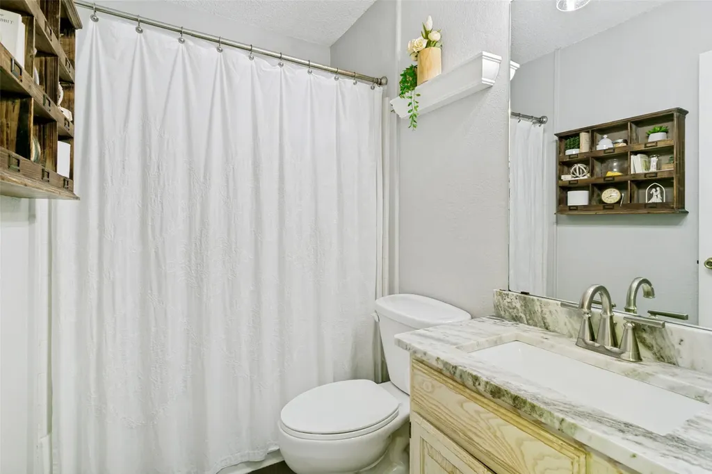 5917 Santa Fe Drive Arlington TX 76017