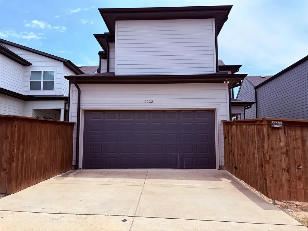 2232 Scenic Bluff Drive Fort Worth TX 76111