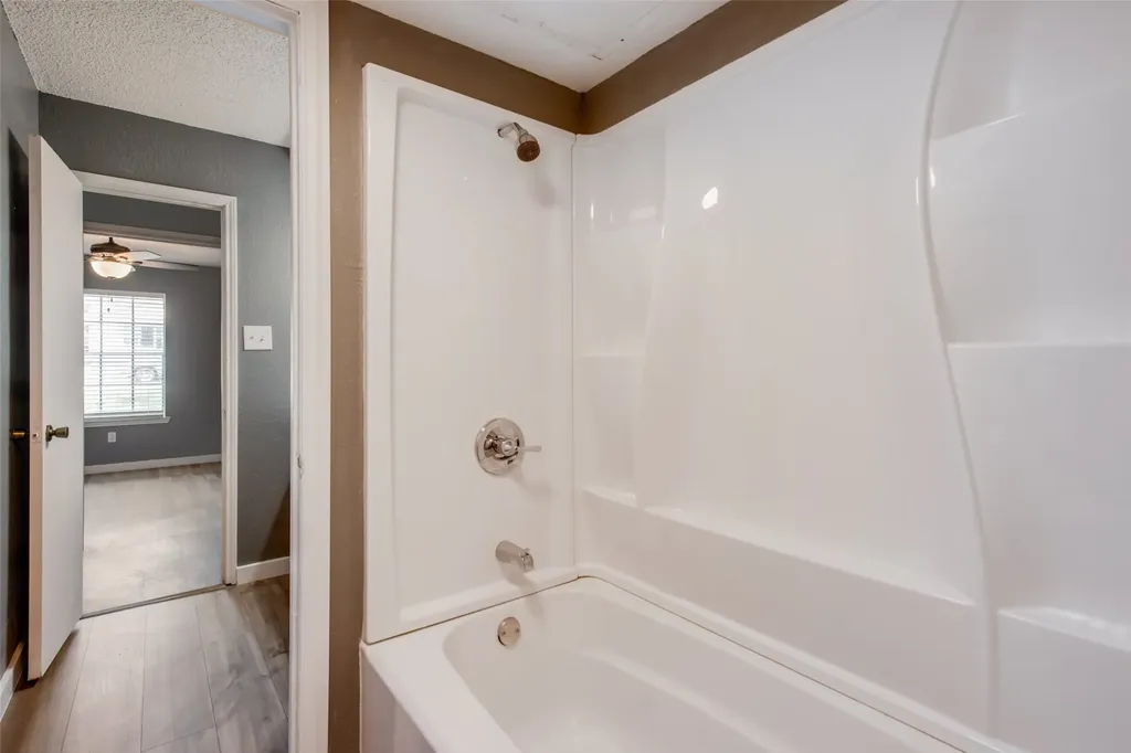 4919 Geddes Avenue Fort Worth TX 76107
