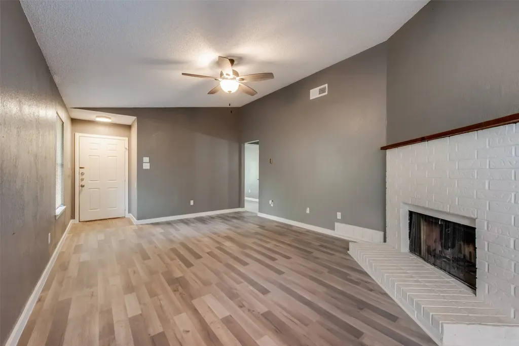 4919 Geddes Avenue Fort Worth TX 76107
