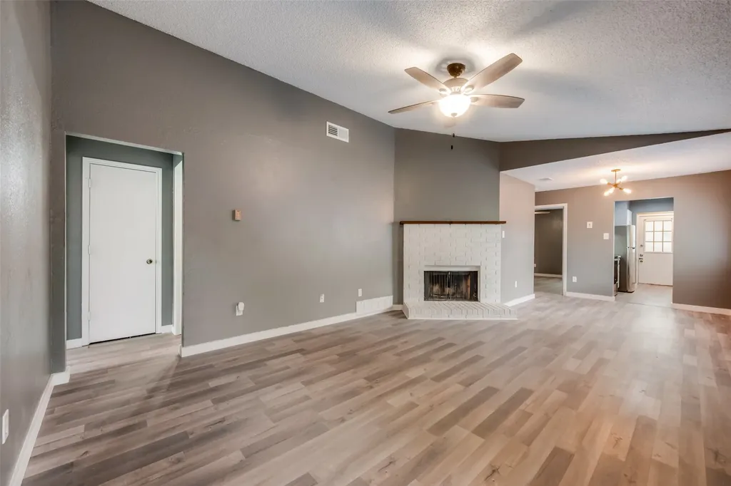 4919 Geddes Avenue Fort Worth TX 76107