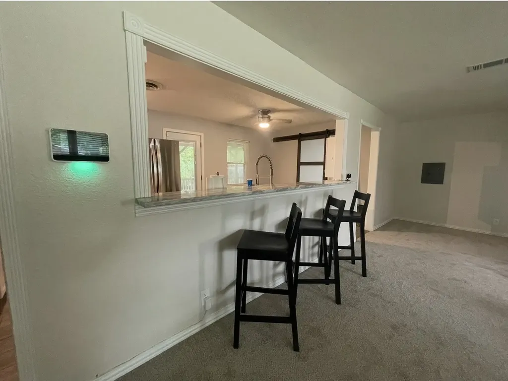 8005 Tumbleweed White Settlement TX 76108