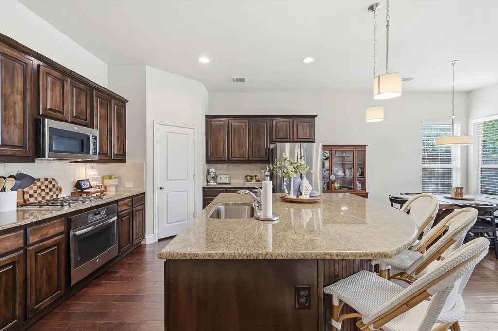 514 Overton Avenue Celina TX 75009