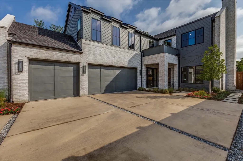 1606 Old Gate Lane Dallas TX 75218