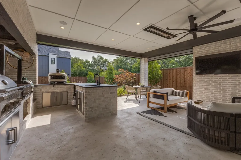 1606 Old Gate Lane Dallas TX 75218
