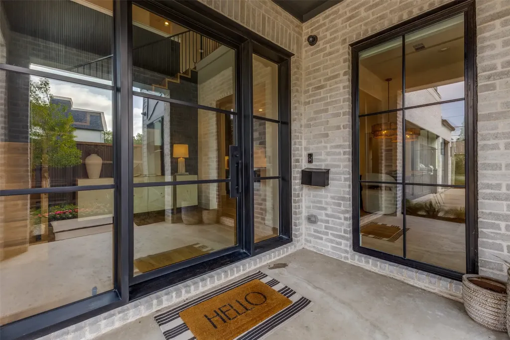 1606 Old Gate Lane Dallas TX 75218