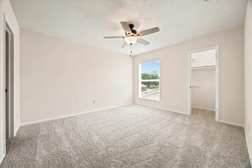 4913 Burlingame Drive Garland TX 75043