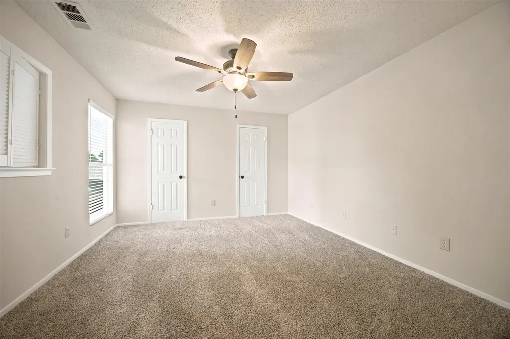 4913 Burlingame Drive Garland TX 75043