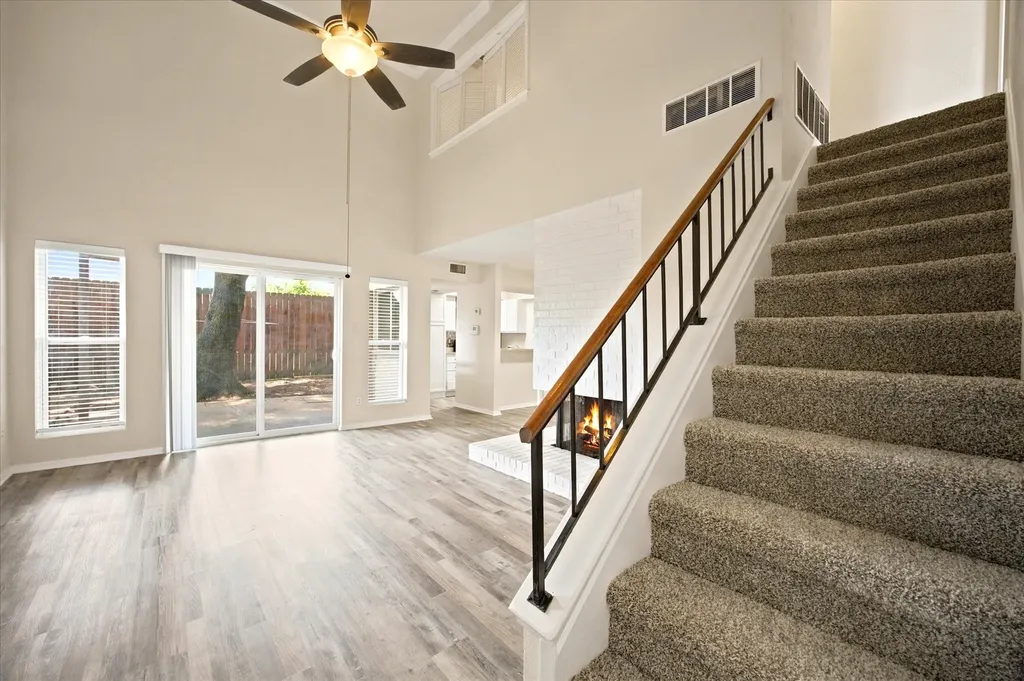 4913 Burlingame Drive Garland TX 75043