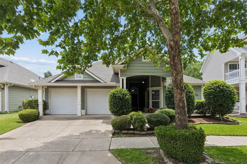 1104 Bell Manor Drive Savannah TX 76227