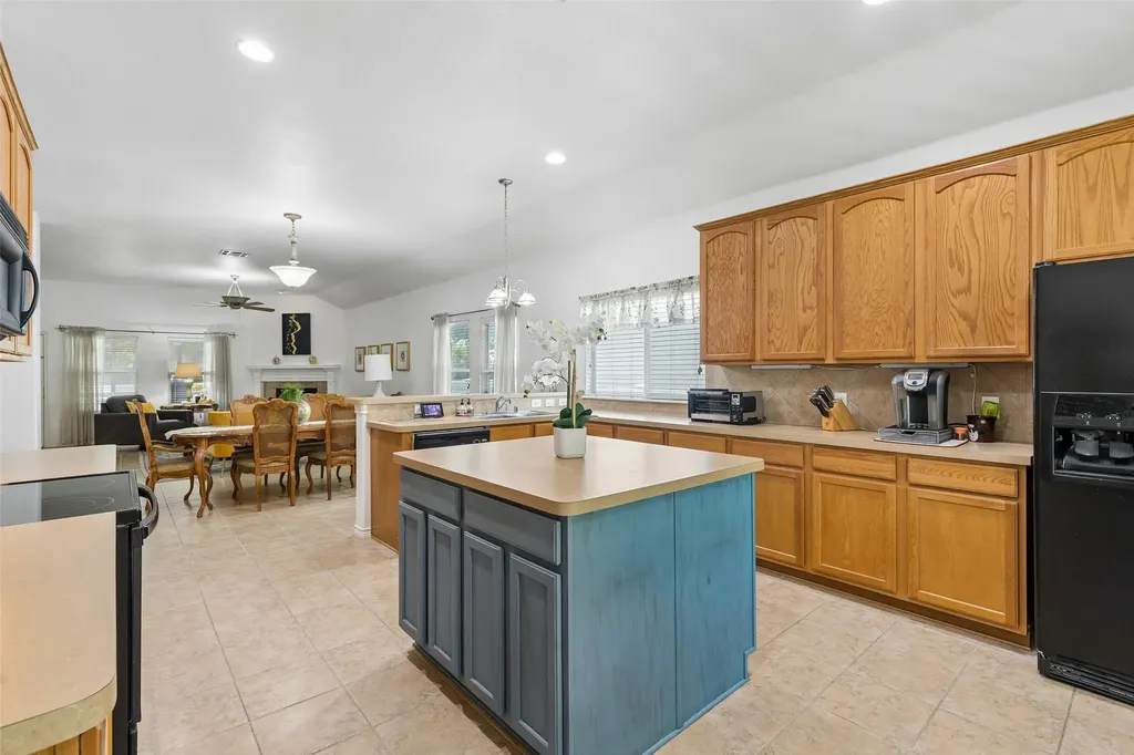 1104 Bell Manor Drive Savannah TX 76227
