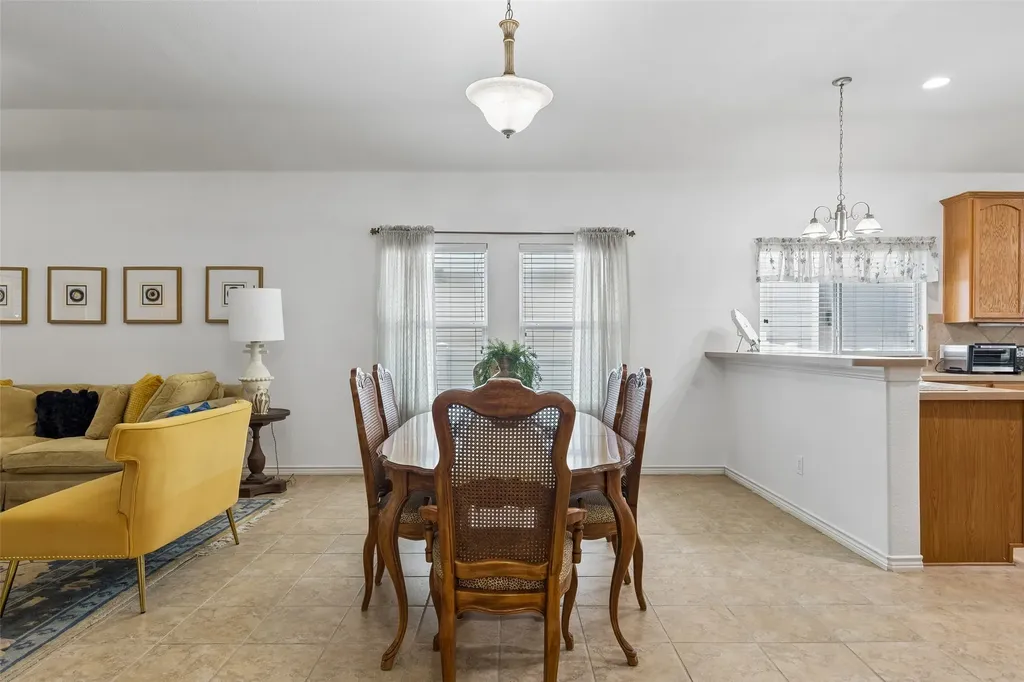 1104 Bell Manor Drive Savannah TX 76227