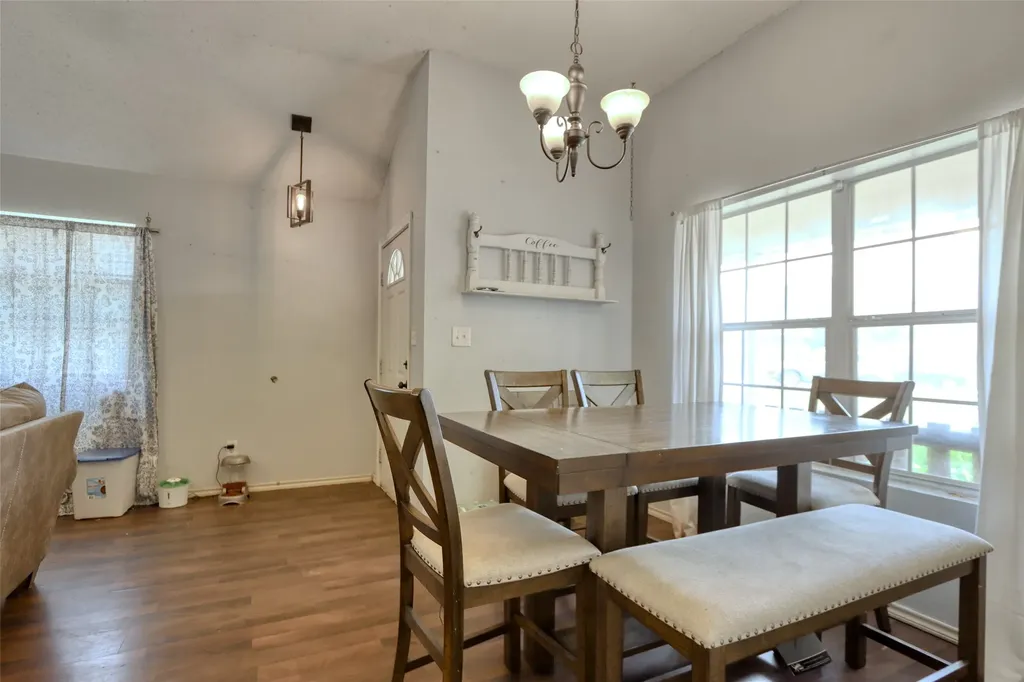 108 Wolf Lane Lacy Lakeview TX 76705