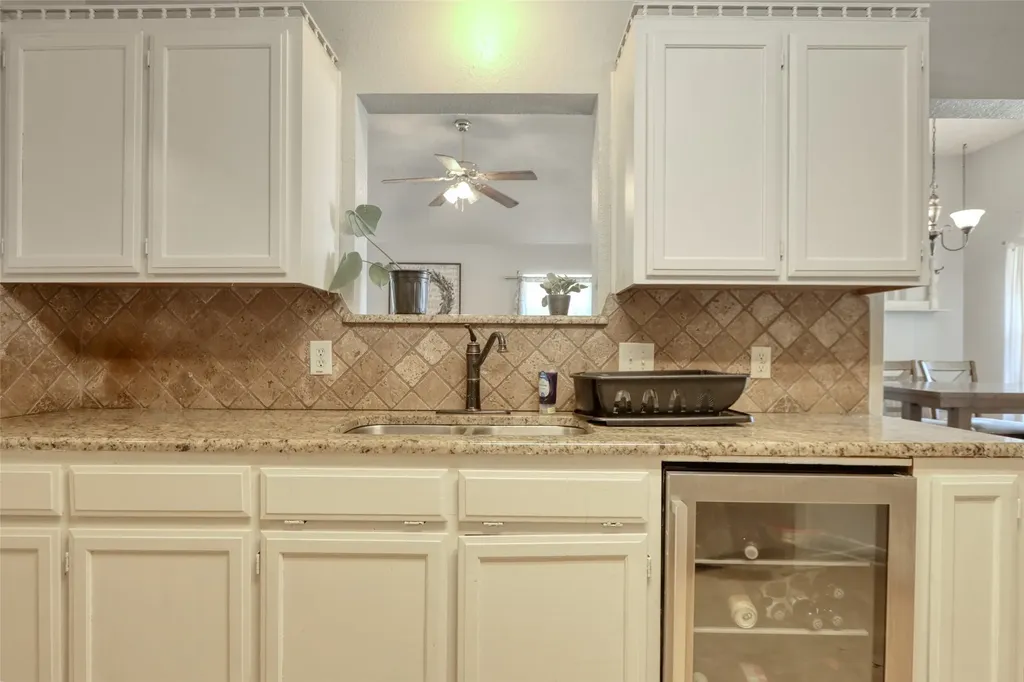 108 Wolf Lane Lacy Lakeview TX 76705