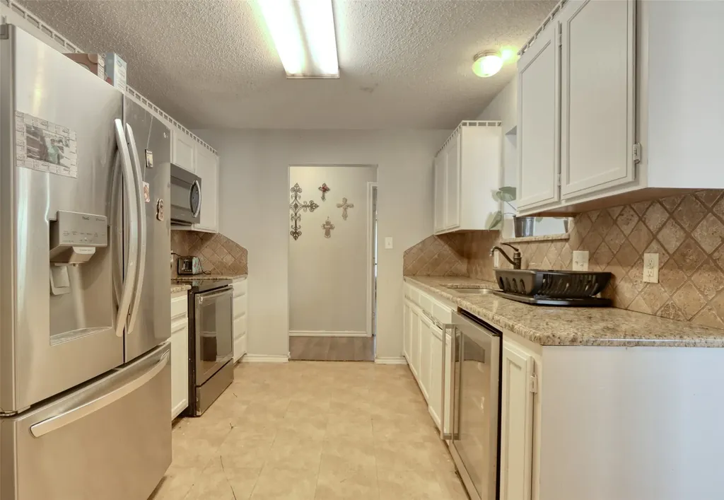 108 Wolf Lane Lacy Lakeview TX 76705