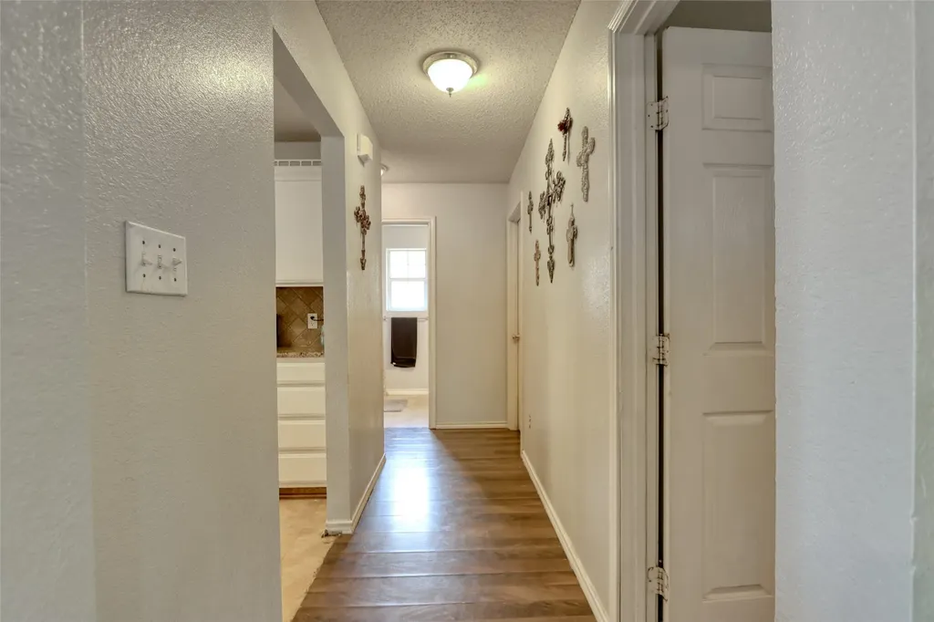 108 Wolf Lane Lacy Lakeview TX 76705