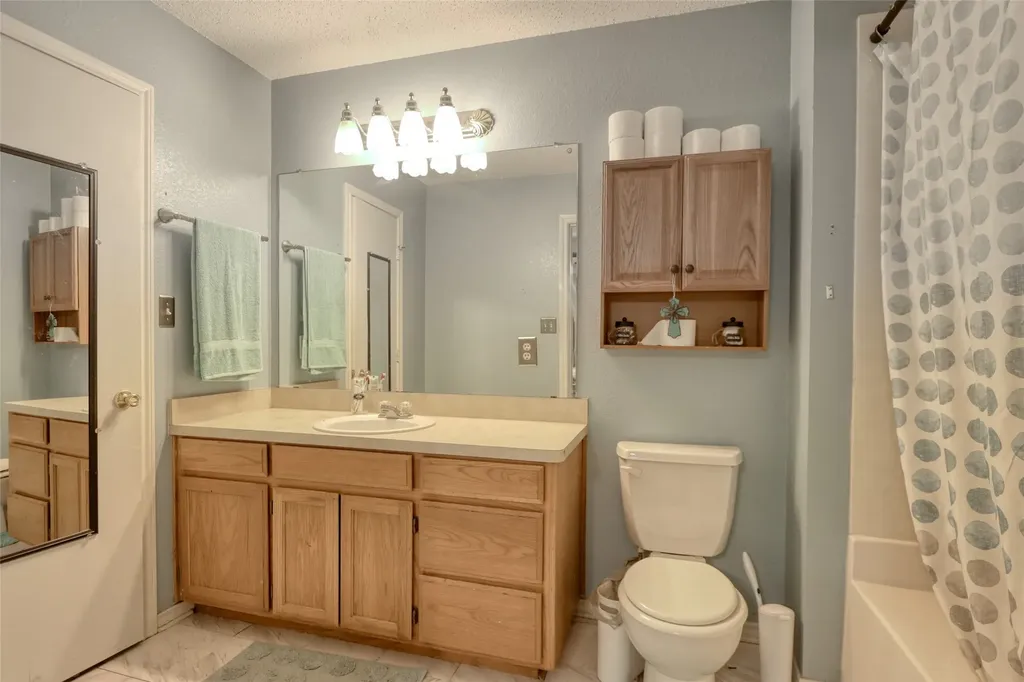 108 Wolf Lane Lacy Lakeview TX 76705