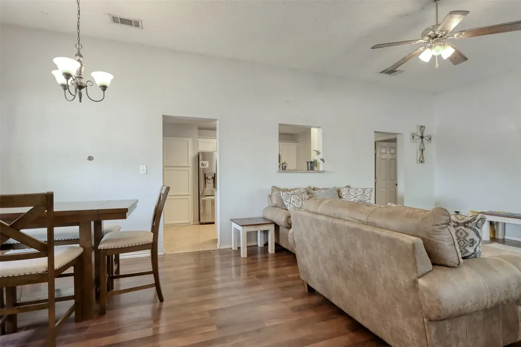 108 Wolf Lane Lacy Lakeview TX 76705