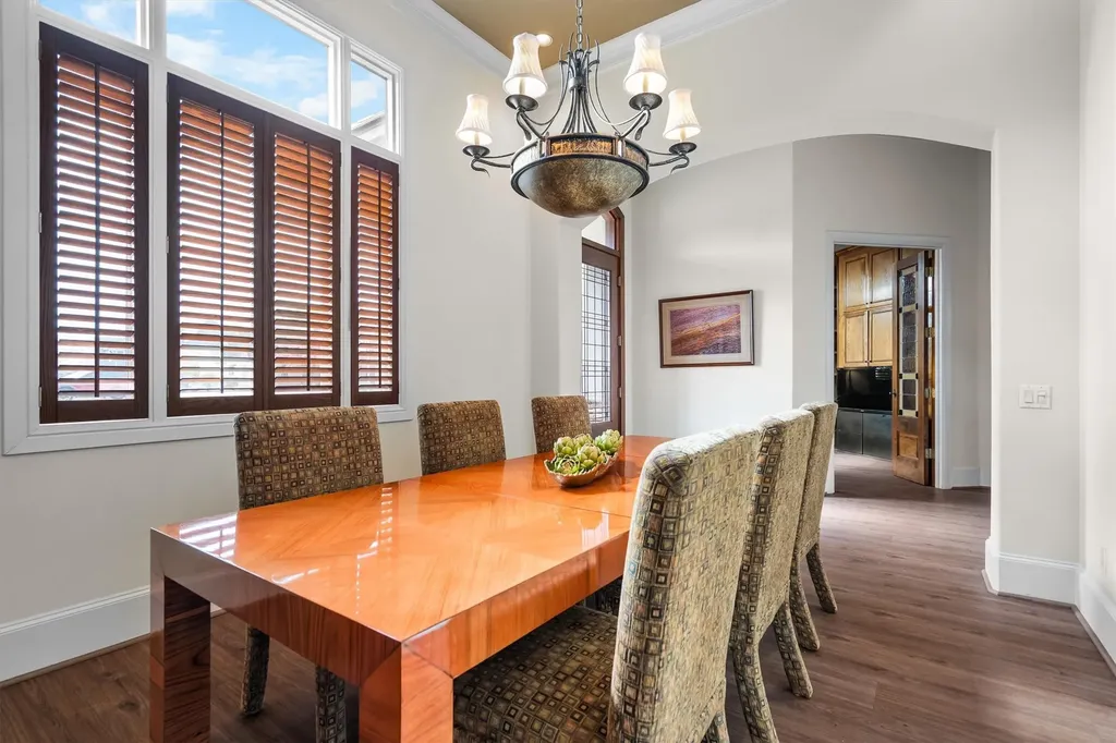 12 Park Row Court Pantego TX 76013