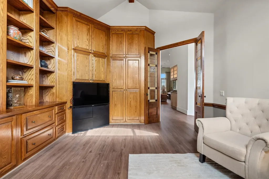 12 Park Row Court Pantego TX 76013