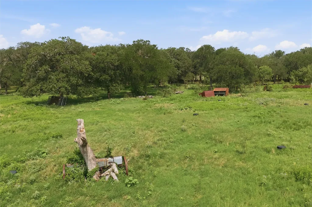 220 Homer Young Lane Axtell TX 76624