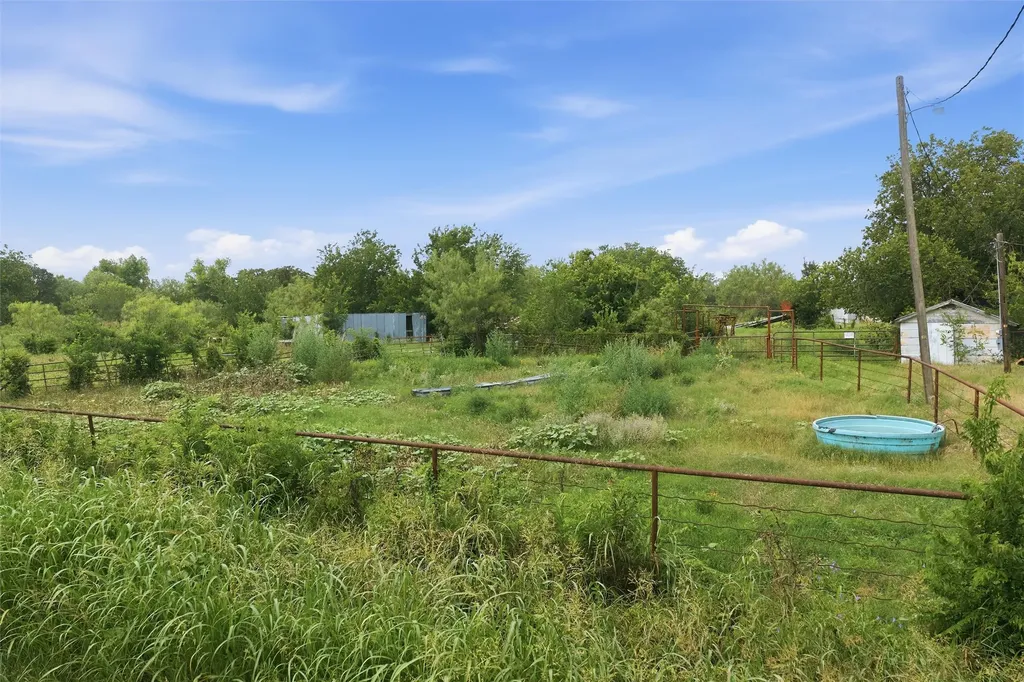 220 Homer Young Lane Axtell TX 76624