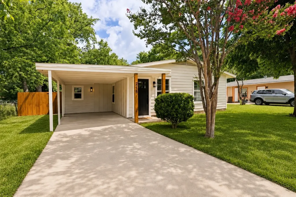 215 Loma Drive Garland TX 75040