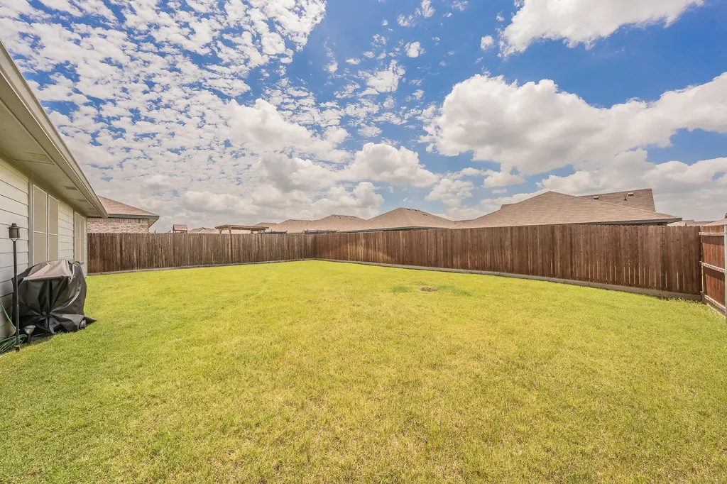 713 Breckenridge Park Drive Alvarado TX 76009