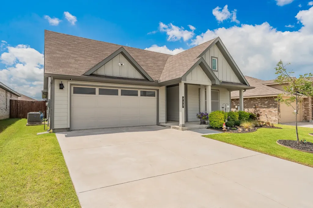 713 Breckenridge Park Drive Alvarado TX 76009