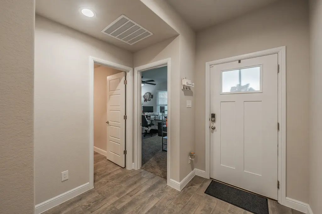 713 Breckenridge Park Drive Alvarado TX 76009