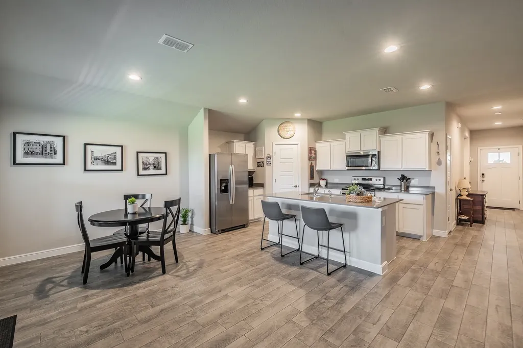 713 Breckenridge Park Drive Alvarado TX 76009