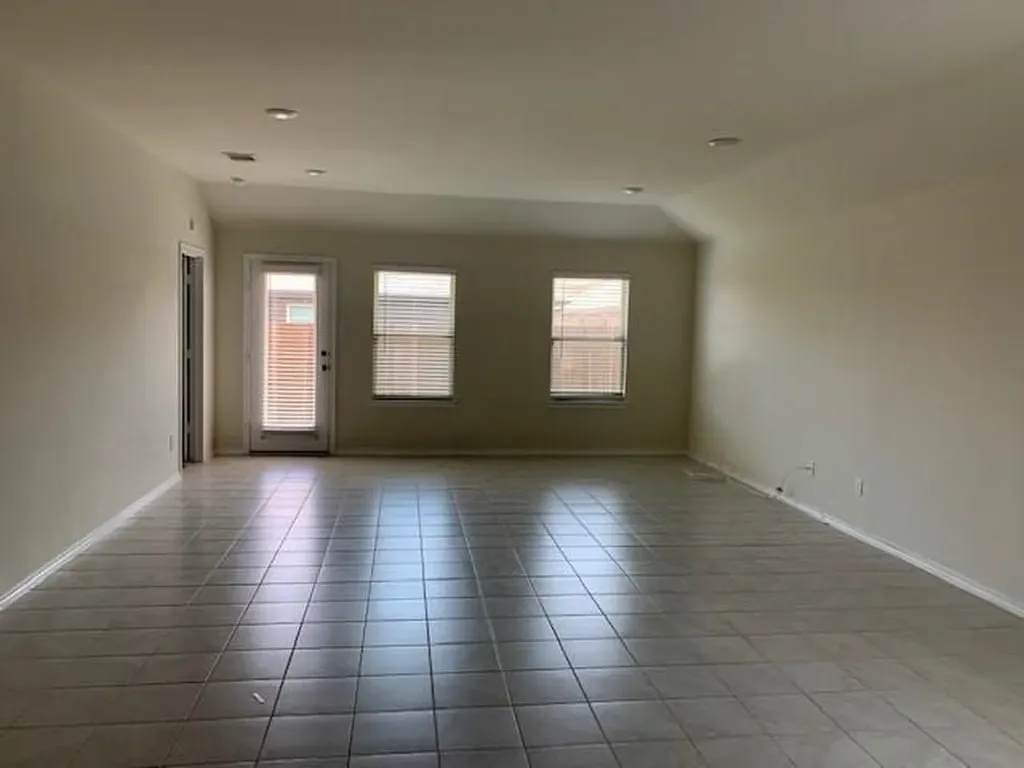 814 Rustic Meadows Trail Princeton TX 75407