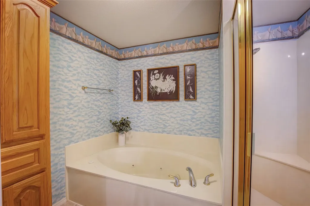 4804 Edgewater Drive Rowlett TX 75088