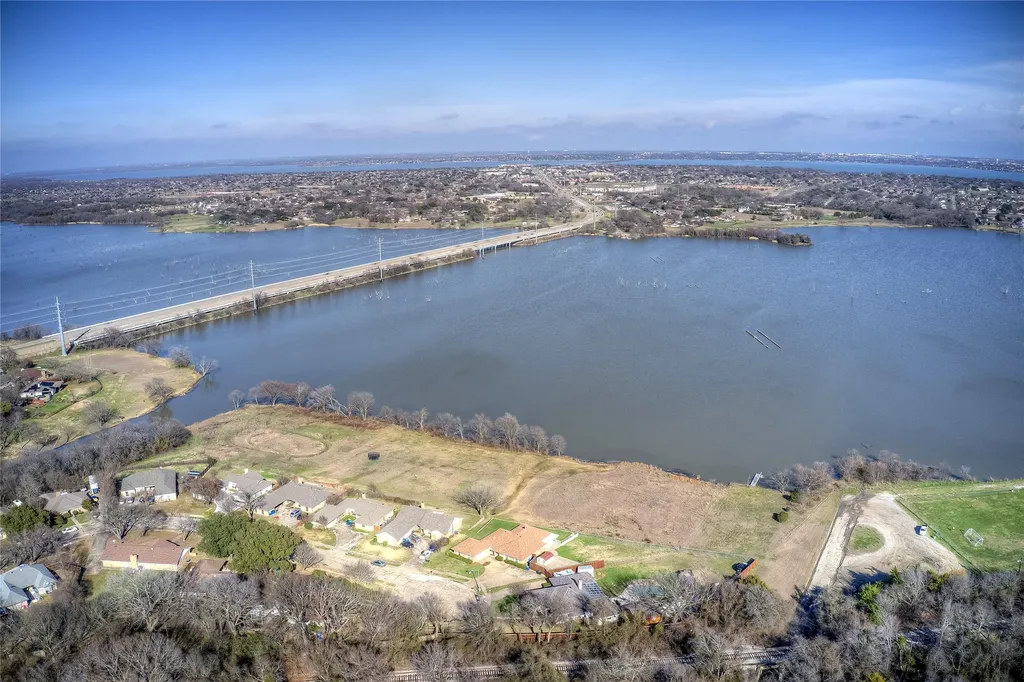 4804 Edgewater Drive Rowlett TX 75088