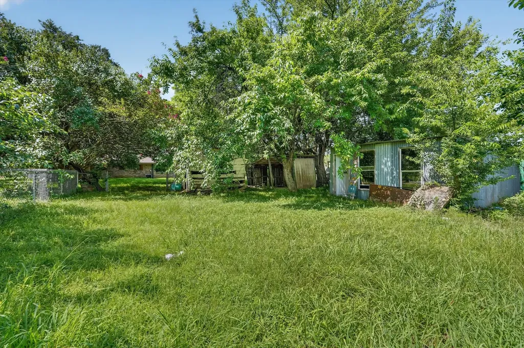 387 Avenue D Point TX 75472